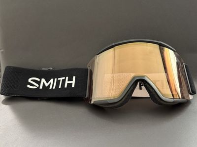 Smith Squad XL Goggles ChromaPop Pro Photochromic Gold Mirror