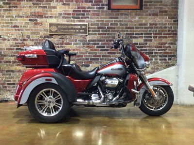 2019 HARLEY-DAVIDSON FLHTCUTG