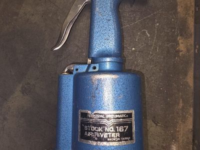 Central Pneumatic Stock No. 167 Air Riveter - Blue, Made in Taiwan
