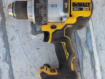 DeWalt 20V Hammerdrill DCD1007