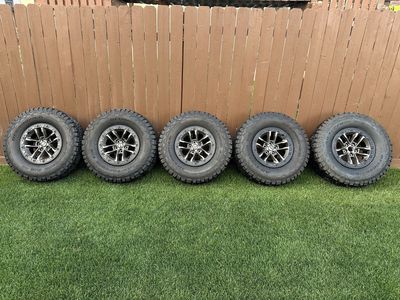 Jeep JLU “Final Edition” wheels & KO2 Tires