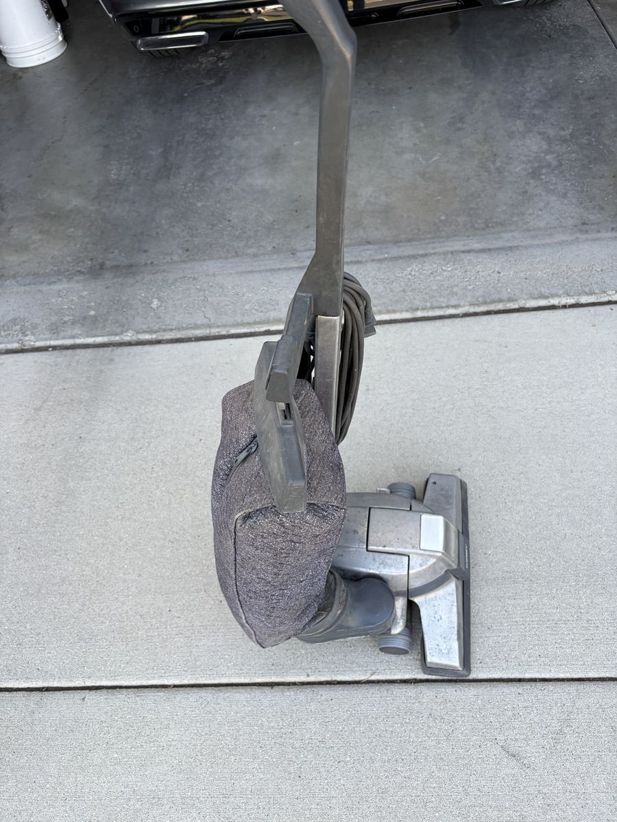 Main image 5