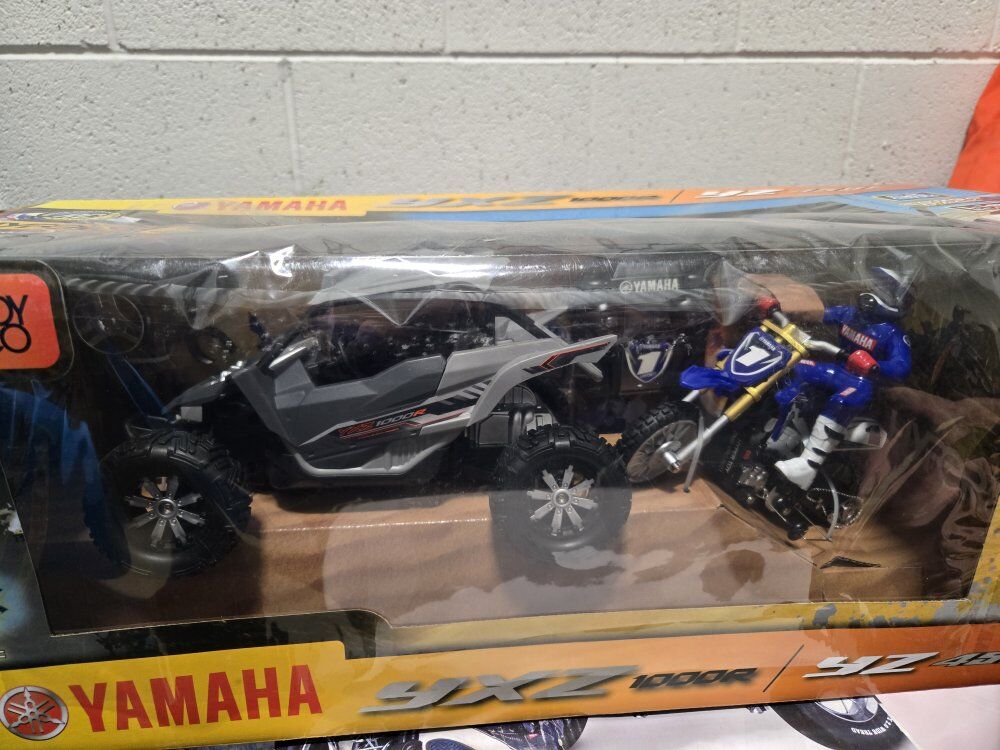 Hyper Toy Co. Yamaha YXZ 1000R 1:18 Scale Remote C