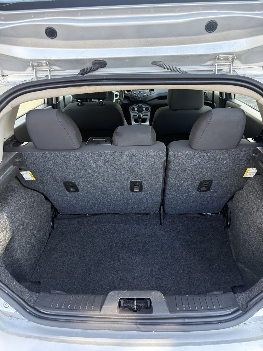 Main image 13