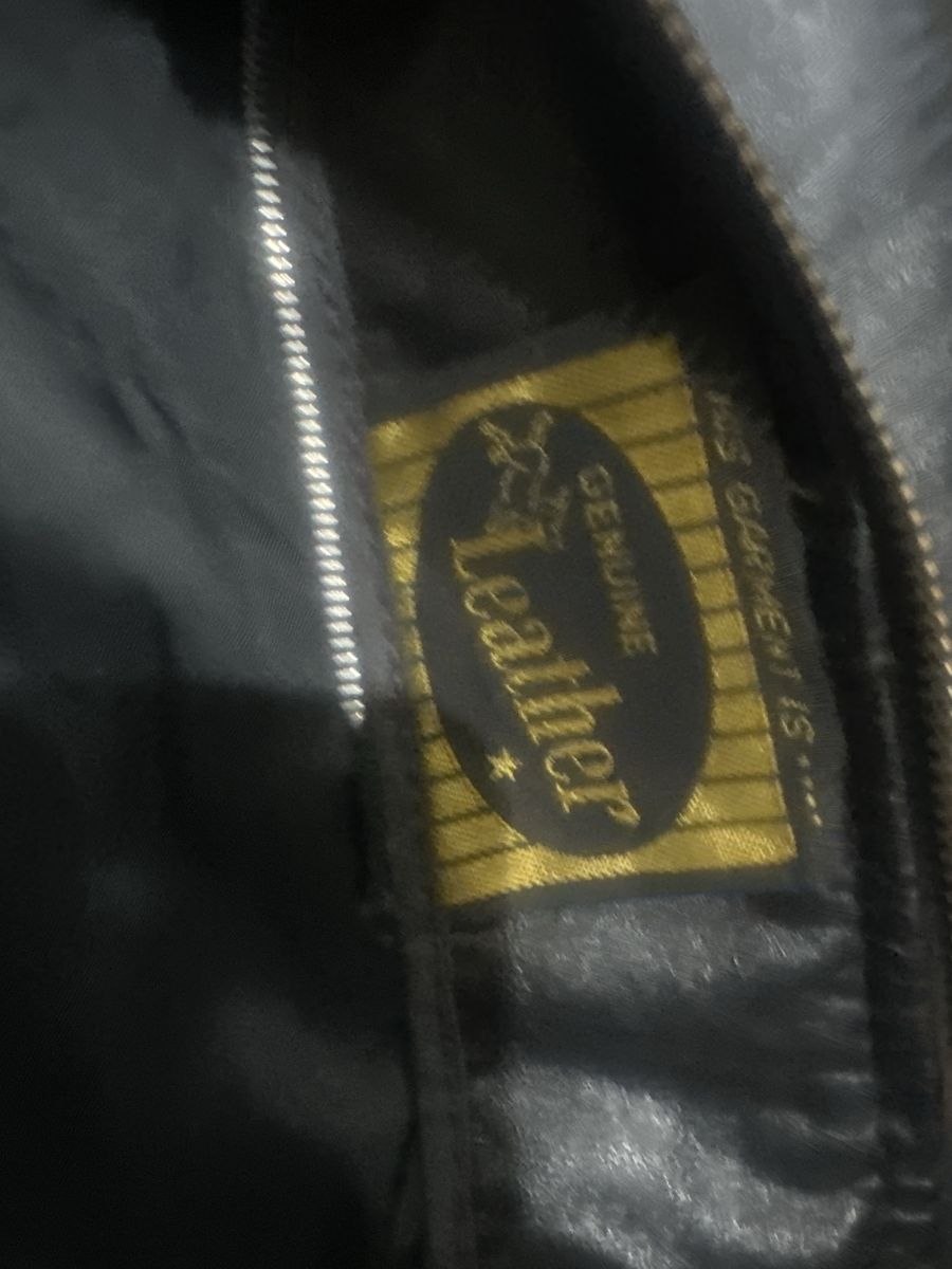 Main image 4