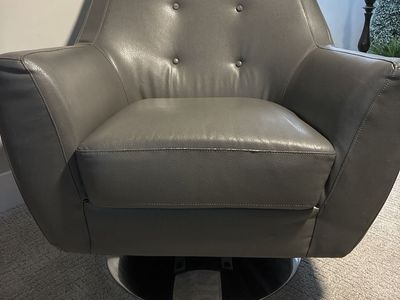 Modern Swivel Accent Chair – Gray