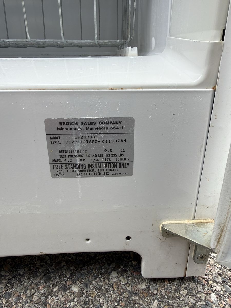 Main image 3