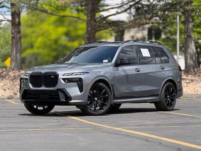 2025 BMW X7 M60i