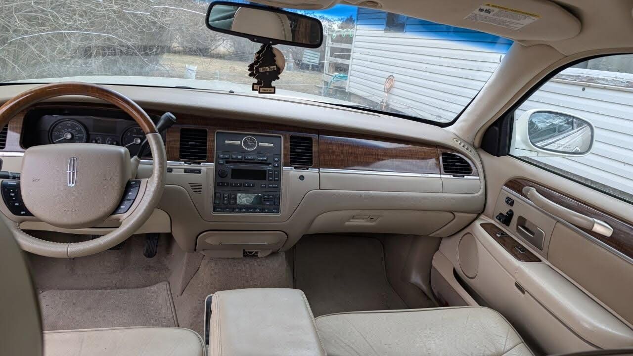 2007 LINCOLN TOWN CAR Designer Series