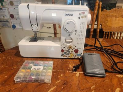 Brother Electric Sewing Machine White Floral Pattern with Power Cord and Pedal