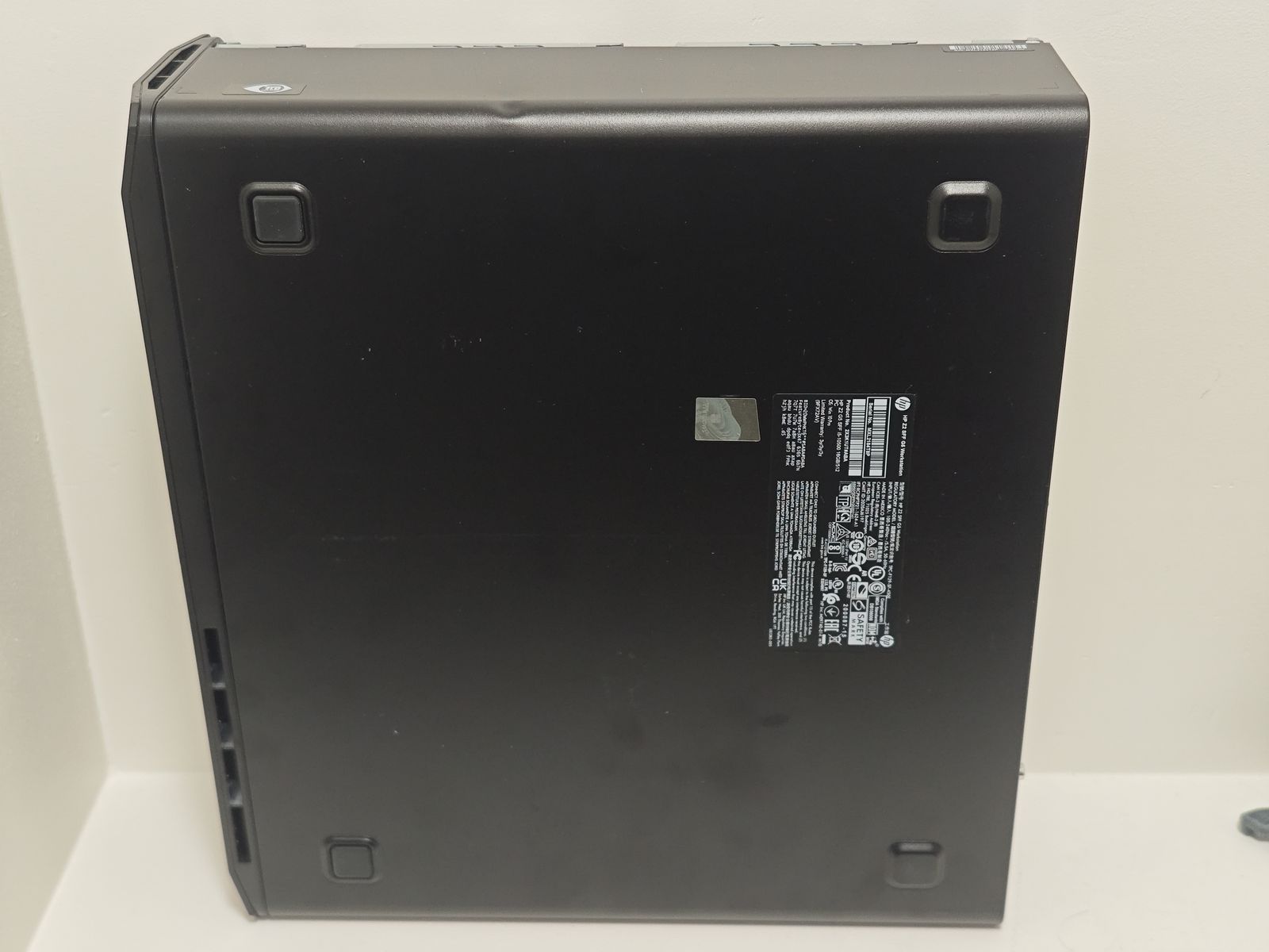 Main image 3