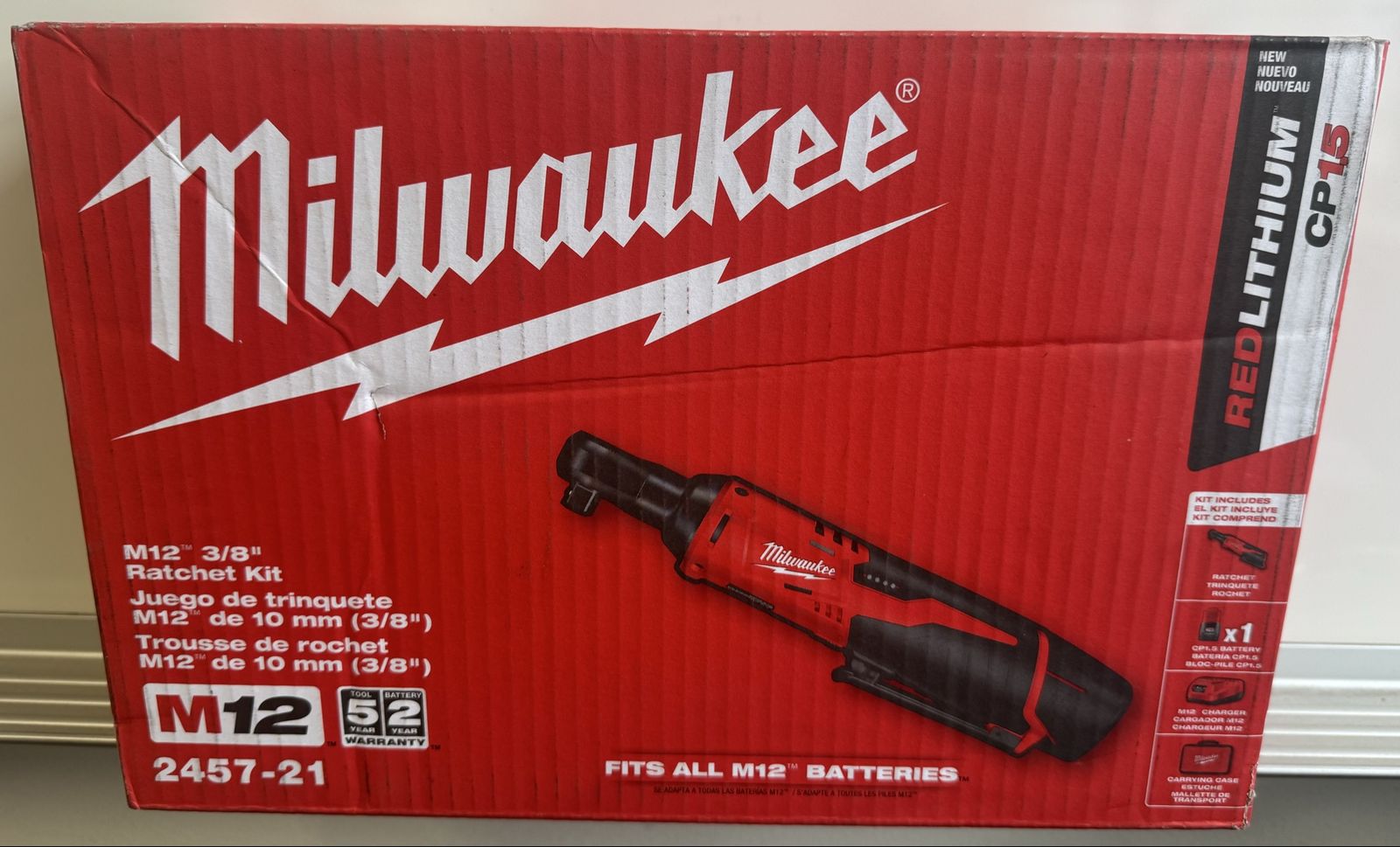 Milwaukee M12 Cordless 3/8 in. Ratchet Kit