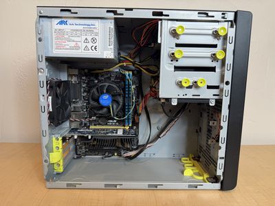 Basic Gaming Computer with 4th Gen core i7 and Windows 10