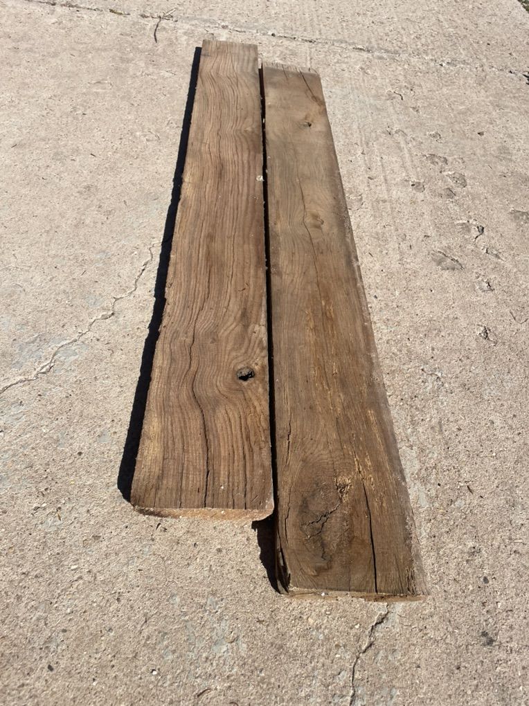 Weathered Barn Wood - Red Oak planks