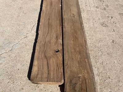 Weathered Barn Wood - Red Oak planks