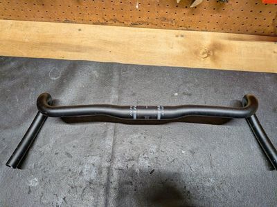 Ritchey Corallitos 48cm Wide Handlebar - 52mm Reach, 67.5mm Drop