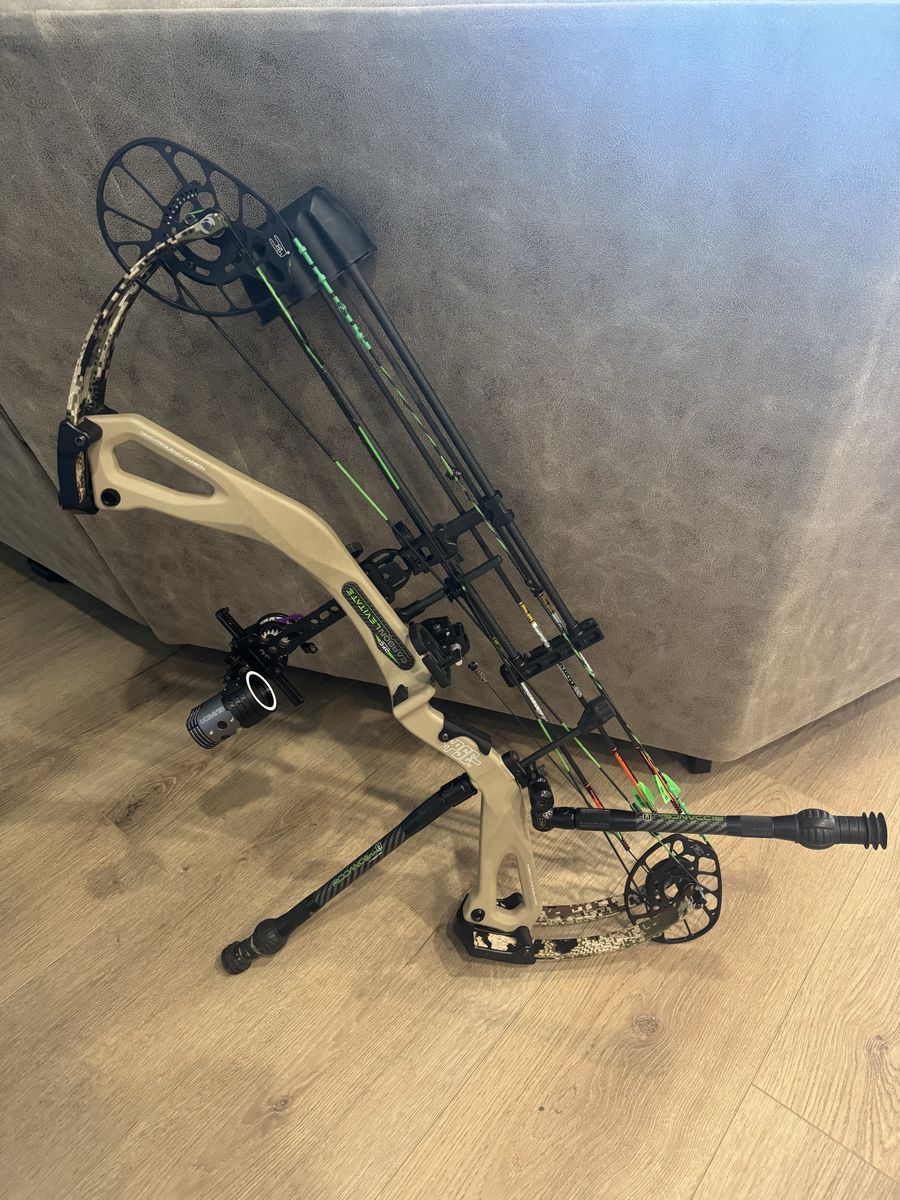 PSE Carbon Levitate