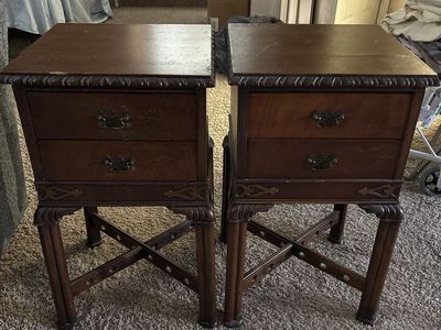 (2) End tables