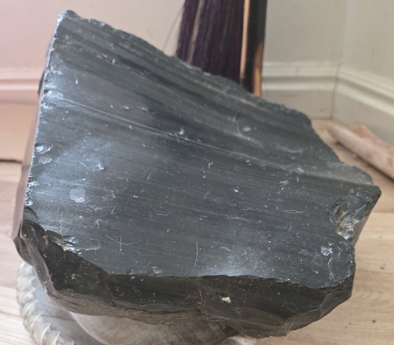 Main image 3