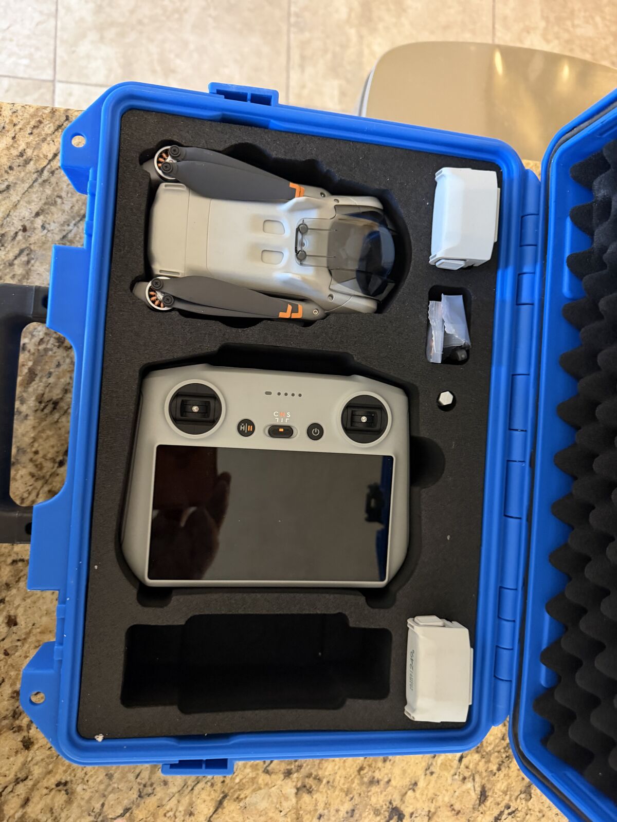 DJI Mini 3 Drone/hard case/2 Flight Plus batteries