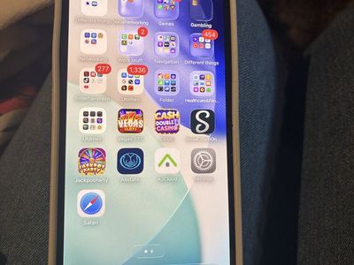 Apple iPhone 13 128GB (Unlocked) in Cream Case - Excellent Condition