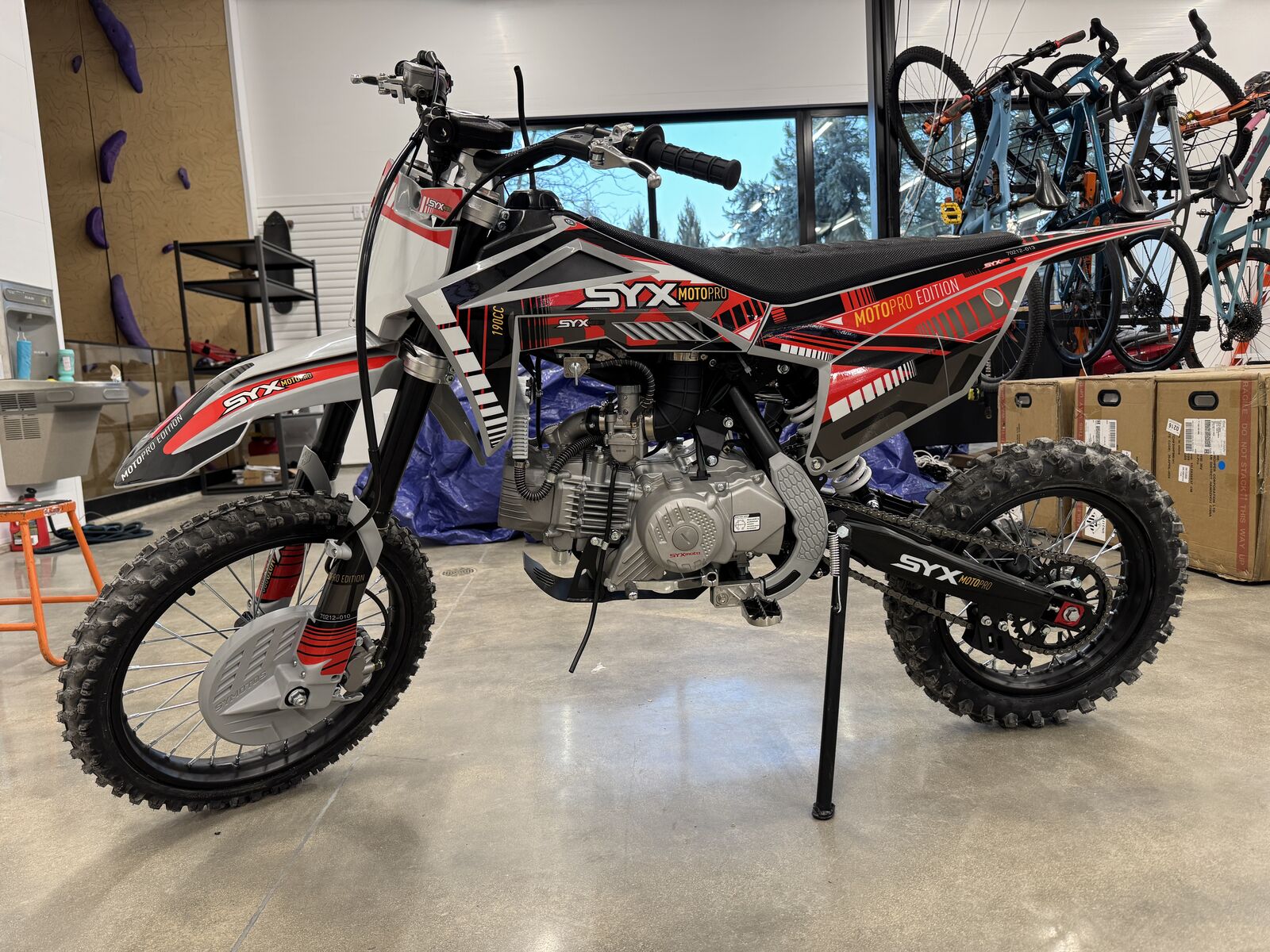 NEW SYX 190 PRO Dirt Bike 190cc Compare 250