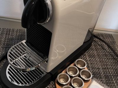 Espresso machine nescafe with refill pods