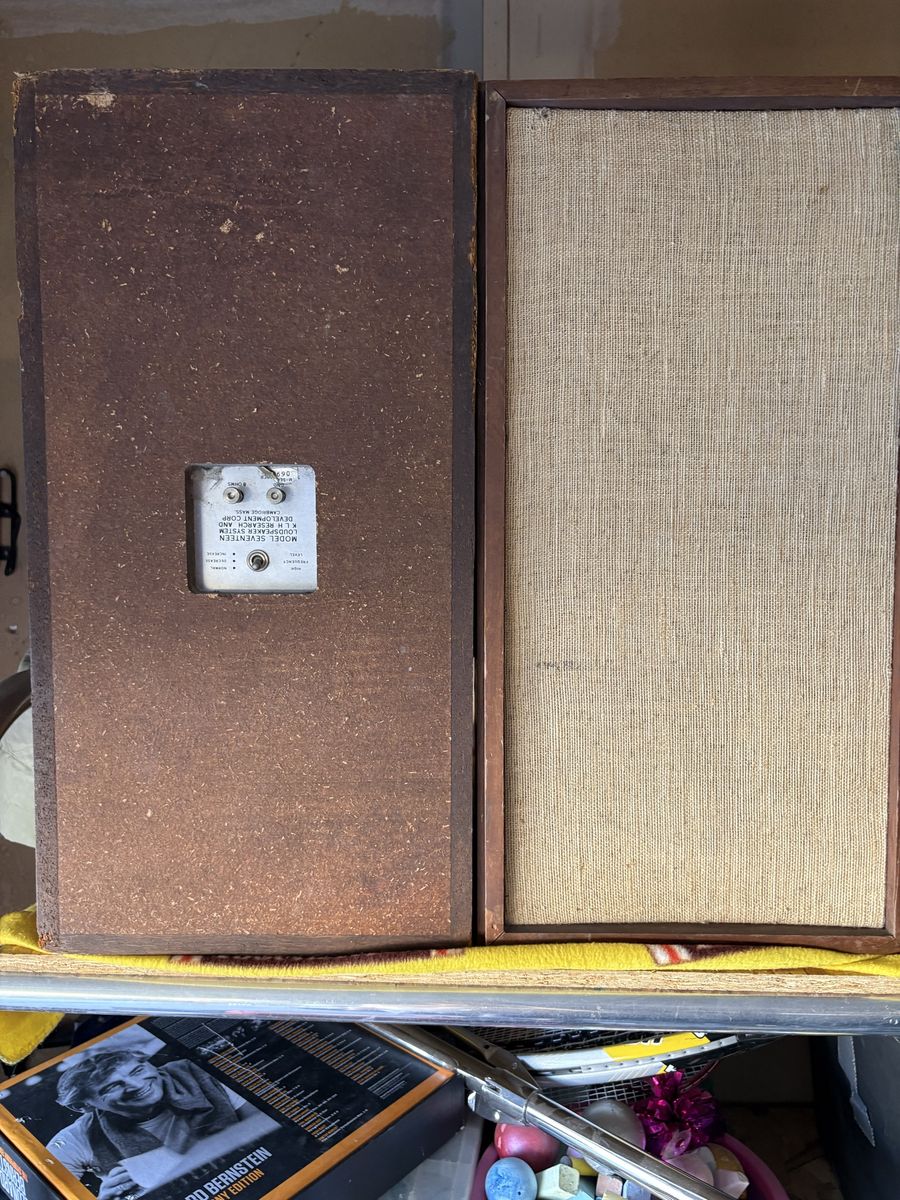 Vintage KLH Model Seventeen Loudspeaker System Speakers - Pair