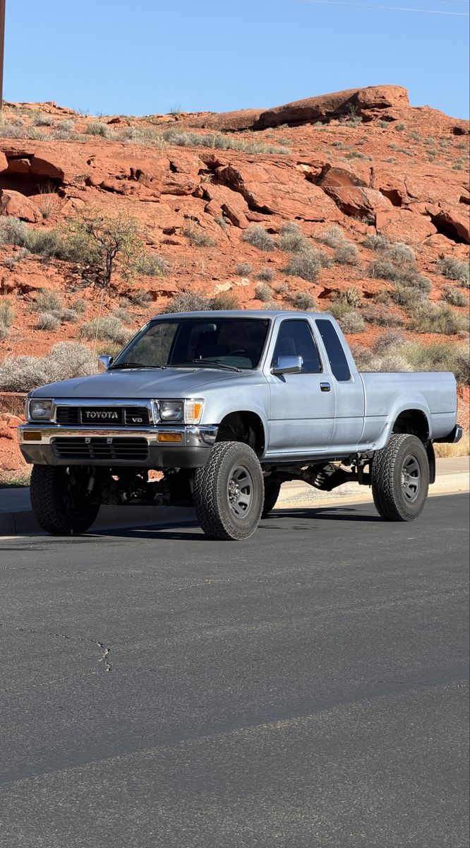 1991 Toyota Pickup SR5