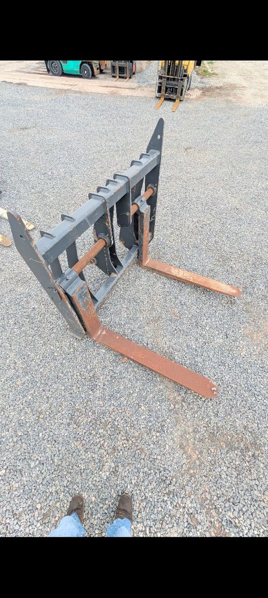 John Deere backhoe loader pallet pole forks