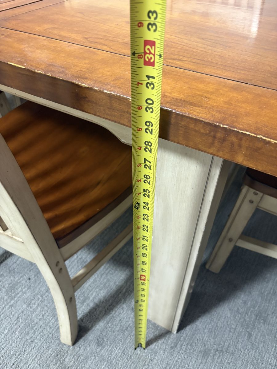 Main image 6