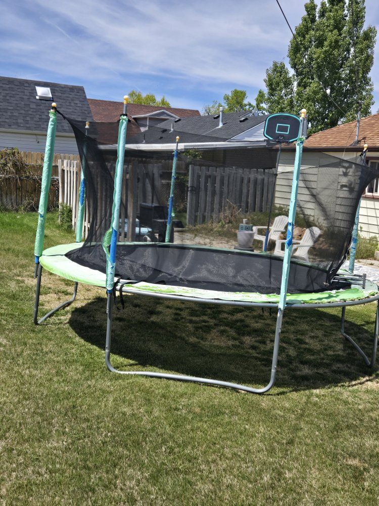 Trampoline