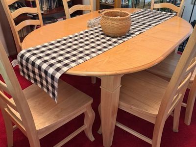 Maple Dining Table And 8 Chairs