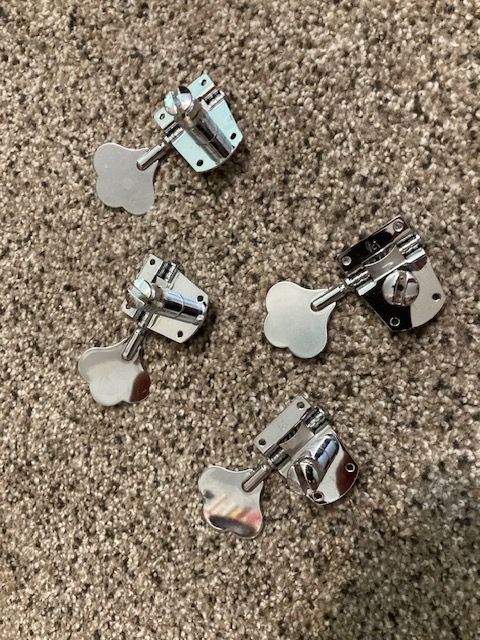 Fender Standard/Highway One Bass Tuning Machines