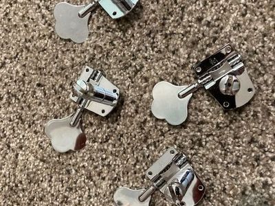Fender Standard/Highway One Bass Tuning Machines