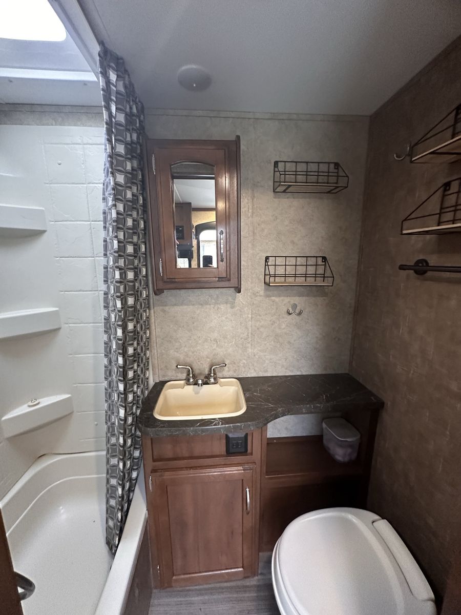 Main image 22