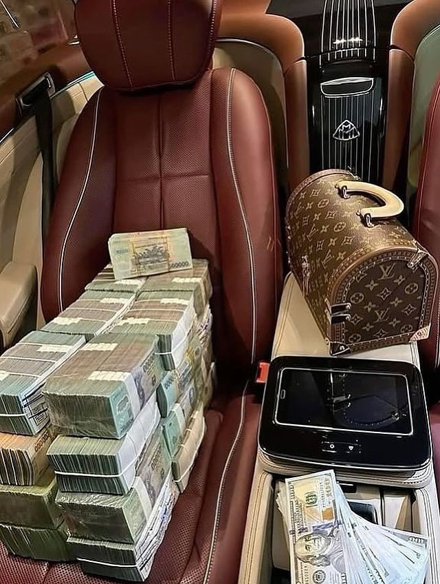 WE OFFER ECELLENCE,POWER,FAME,GENERATIONAL WEALTH,PROTECTION,CONFIDENCE AND A LOT MORE.