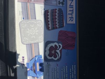 Bond America EZ Knittr Knitting Machine with Original Box and Accessories