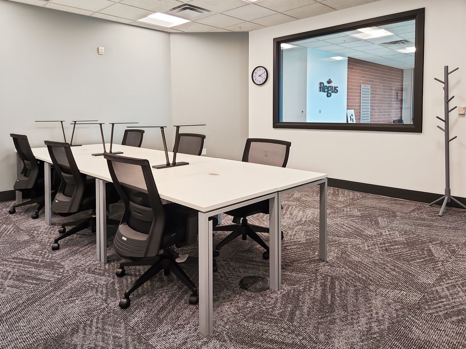 Private Co-Working Desk - Great for Collaboration and Networking