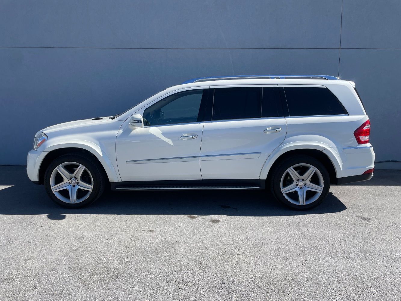 2011 Mercedes-Benz GL-Class GL 550 4MATIC