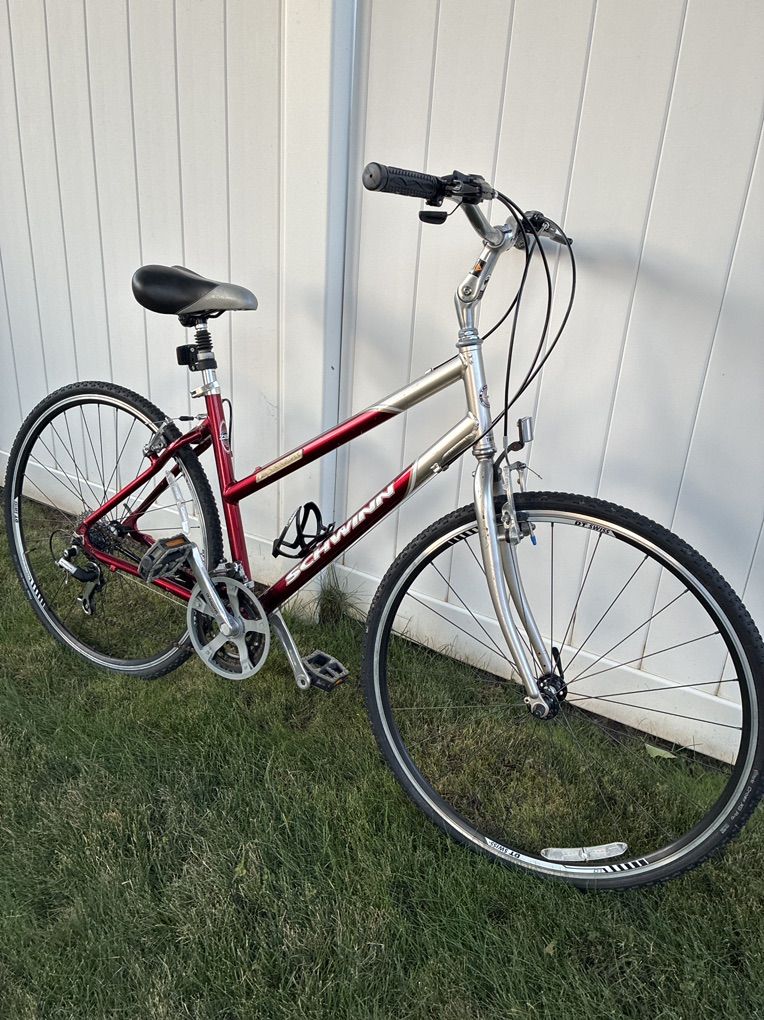 Schwinn siera 700