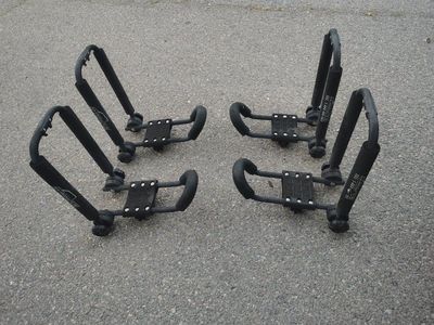 KAYAK ROOF RACKS (4)