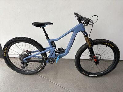 2024 Juliana Roubion x-small