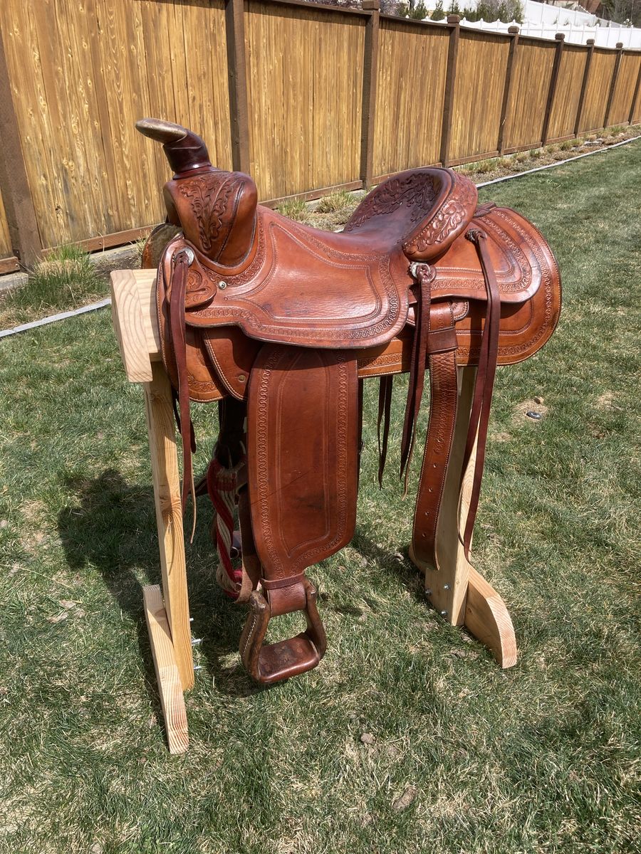 Saddle, Noel Warr