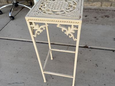 Vintage Metal Plant Stand with Ornate Scrollwork Top in Off-White
