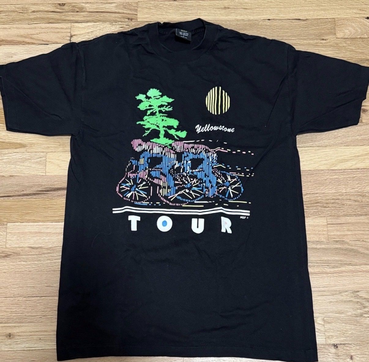 90’s Vintage Graphic T-Shirt