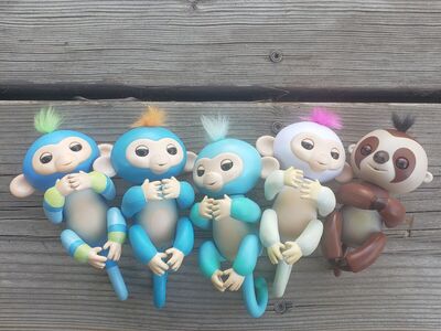 2016 Wowee Fingerlings