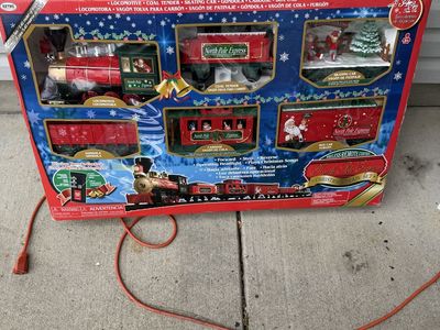 North Pole Express G-Gauge Christmas Train Set w/ Remote Control & Lights - Complete, UsedGood