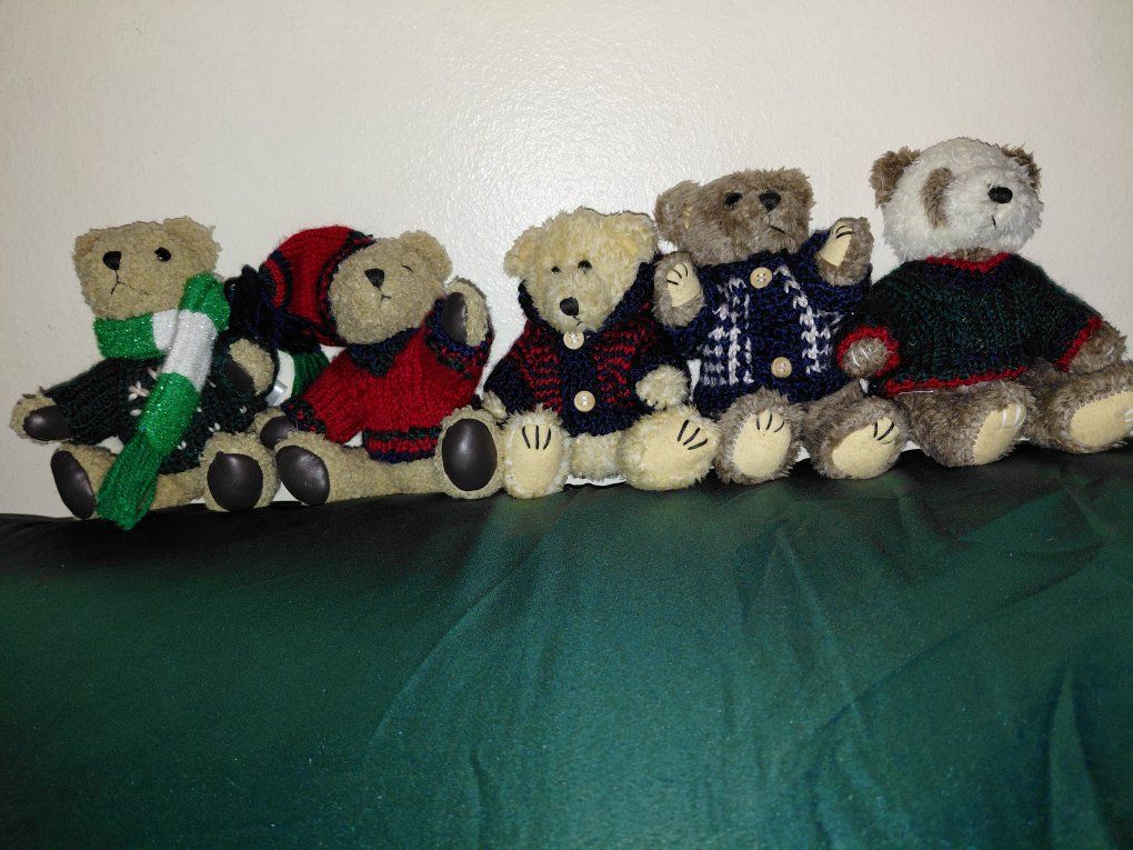 Collectible Teddy Bear Figurines with Handmade Sweaters - Set of 5