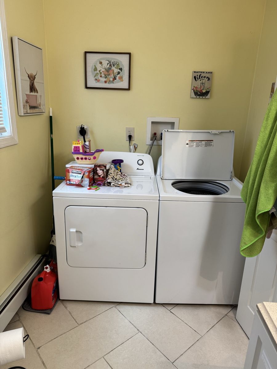 Washer and dryer set